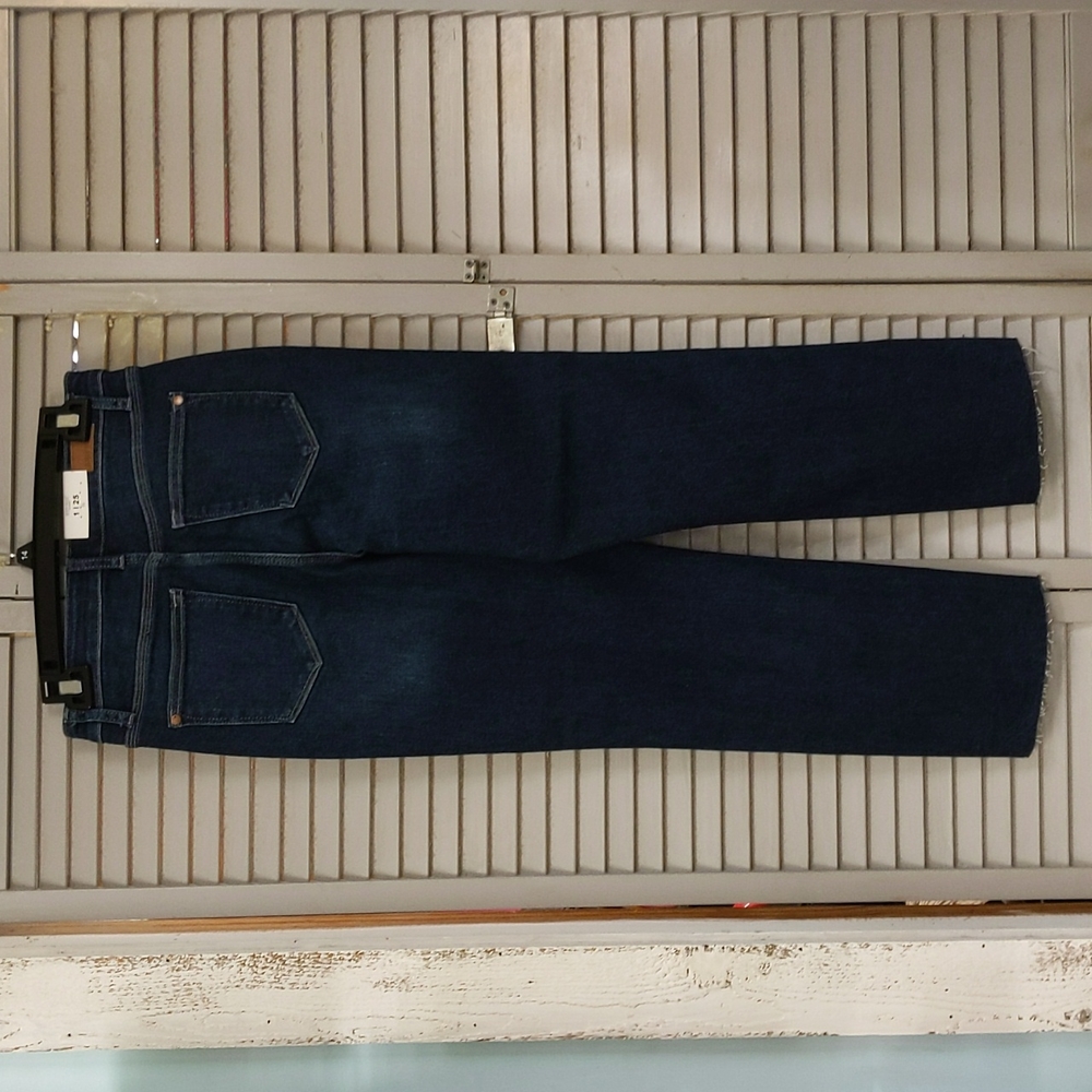 Judy Blue Cropped Straight Leg Raw Hem Jean 88375 - Picture 4 of 6